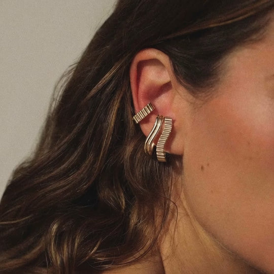 Vidéo démonstration earcuff doré texturé comment mettre et retirer bijou d’oreille sans perçage fabrication française